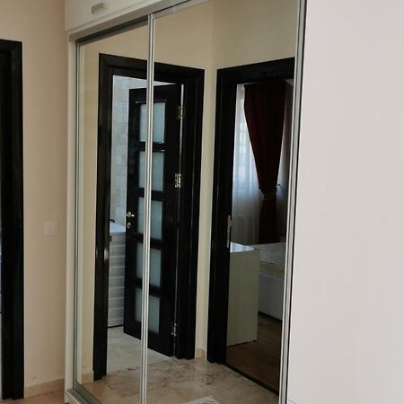 Luxurious Apartment In A Residential Complex In Copou For A Maximum Number Of 3 Persons Iasi Luaran gambar