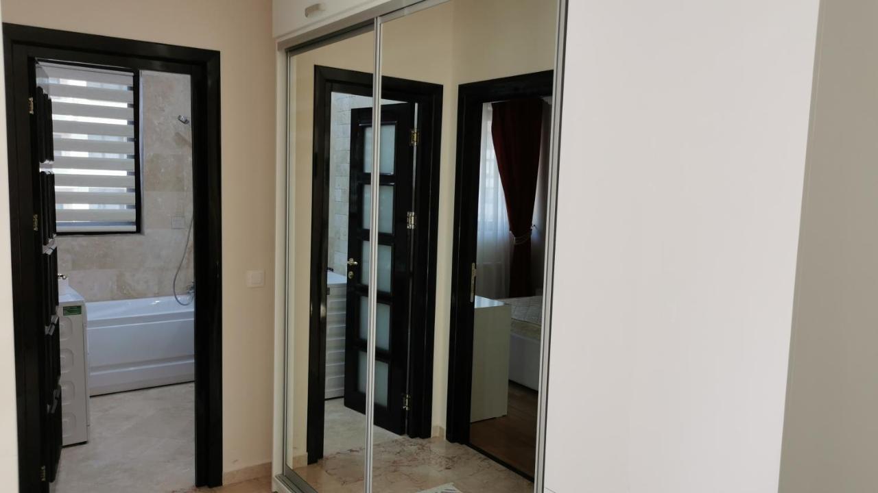 Luxurious Apartment In A Residential Complex In Copou For A Maximum Number Of 3 Persons Iasi Luaran gambar